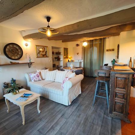 Maison Ancienne Romantique Avec Terrasse Panoramique เวซง-ลา-โรแมน ภายนอก รูปภาพ