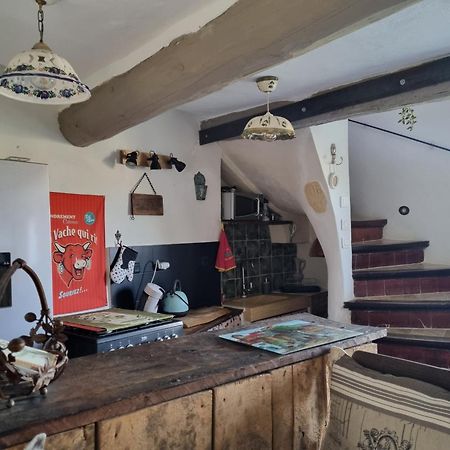 Maison Ancienne Romantique Avec Terrasse Panoramique เวซง-ลา-โรแมน ภายนอก รูปภาพ