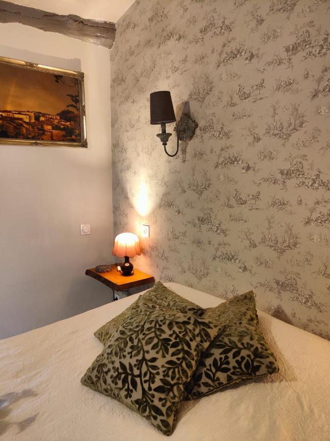 Maison Ancienne Romantique Avec Terrasse Panoramique เวซง-ลา-โรแมน ภายนอก รูปภาพ