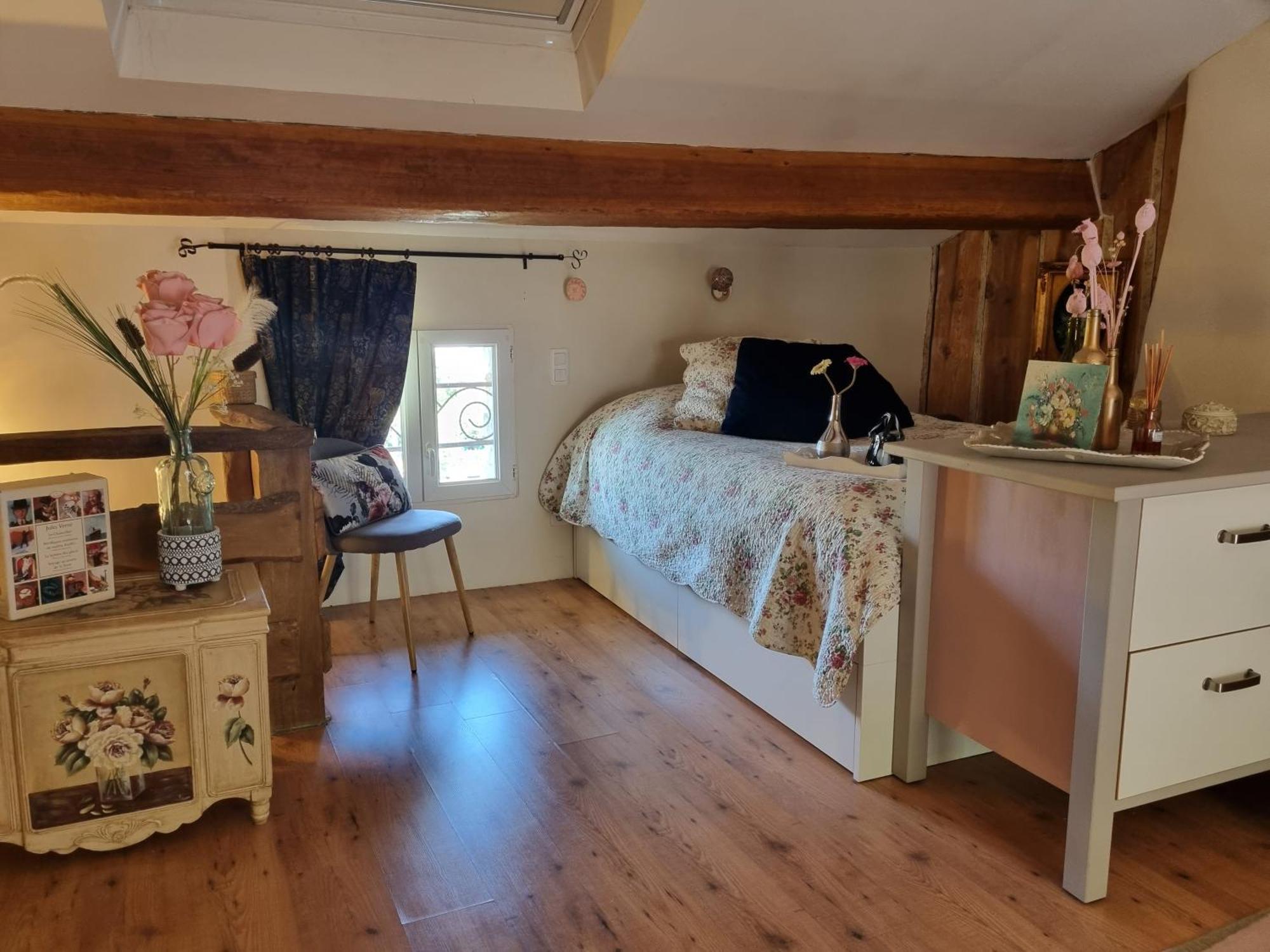 Maison Ancienne Romantique Avec Terrasse Panoramique เวซง-ลา-โรแมน ภายนอก รูปภาพ